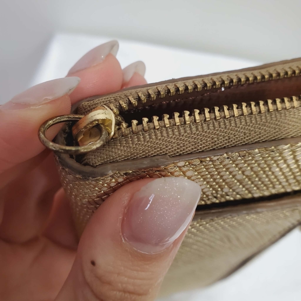 Fossil Gold Zip-Around Wallet - Picture 5 of 8